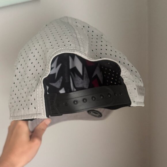 Melin A-Game Hydro Golf Cap Grey - Picture 4 of 5